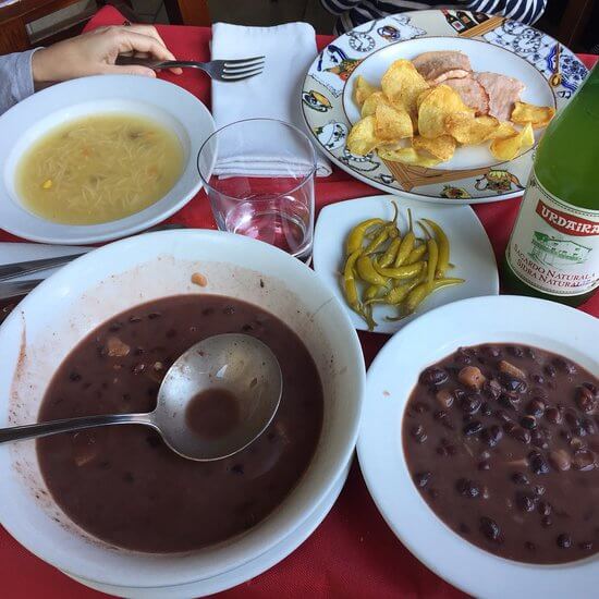 ¿Cómo hacer sopa de fideos Karlos Arguiñano?