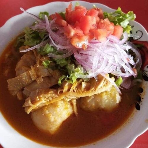¿Cuáles son los platos típicos de los nueve departamentos de Bolivia?