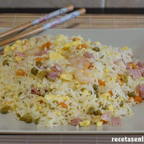 ¿Qué aporta el arroz tres delicias?