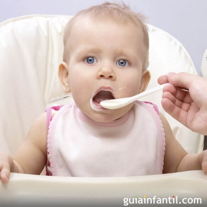 ¿Que darle de comer a un bebé de 15 meses?