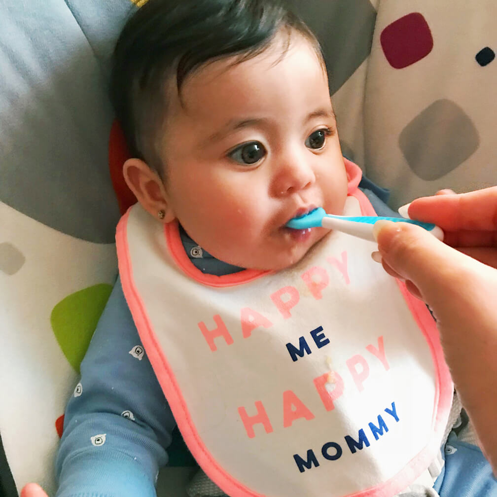 ¿Qué debe comer un bebé por primera vez?