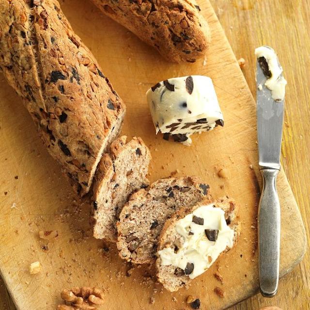 ¿Qué engorda más el pan blanco o integral?