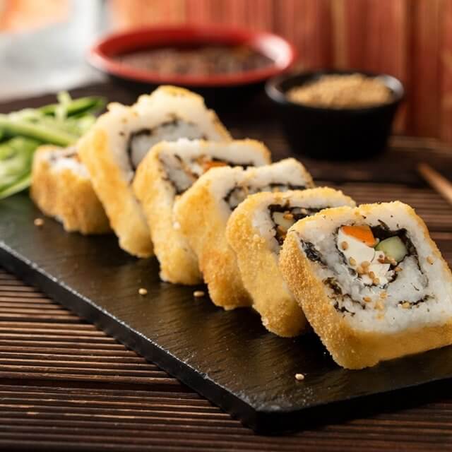 ¿Qué es el sushi y cómo se come?