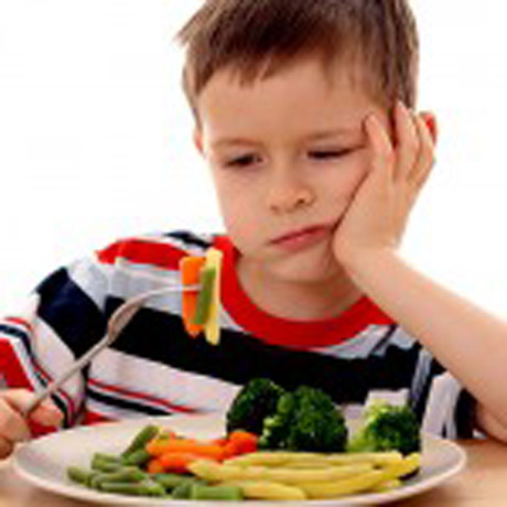 ¿Qué pasa si mi hijo no quiere comer verduras?