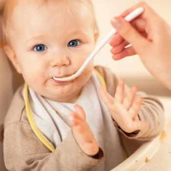 ¿Qué se le puede dar de desayuno a un bebé de un año?