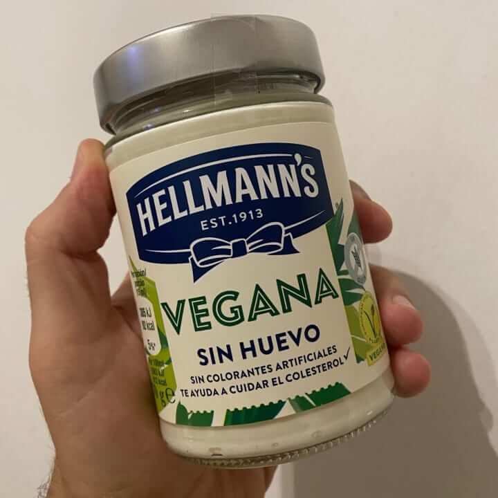 ¿Que tiene la mayonesa vegana Hellmann s?