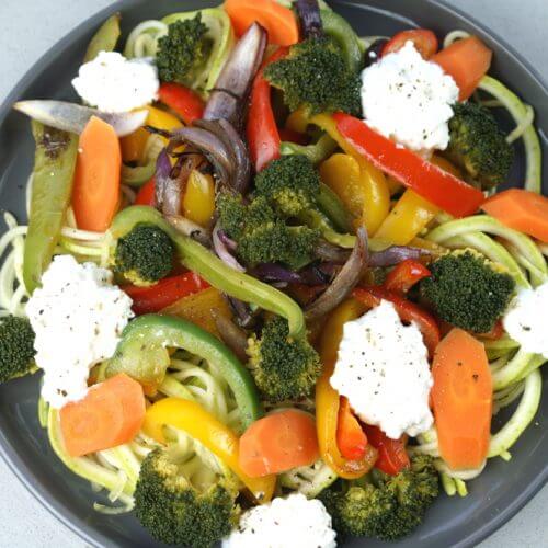 ¿Cuál es el valor nutricional de la ensalada de verduras?