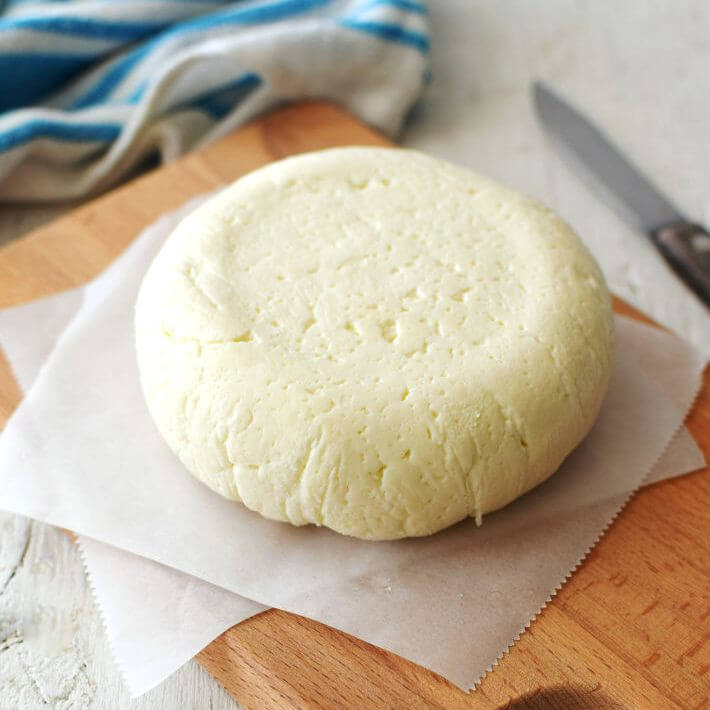 ¿Cuánto tiempo puede durar el queso crema sin refrigerar?