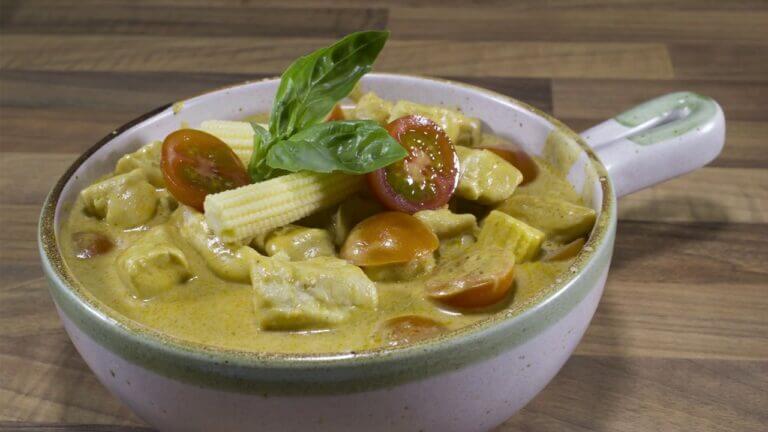 Curry en pasta